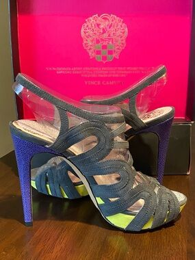 Vince Camuto VC-JIRIS Hurricane Grey Combo, True Suede Platform Heels, size 10M